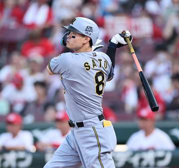 阪神・佐藤輝 メッツが獲得検討か 一塁起用想定 ニューヨーク・ポスト紙報じる
