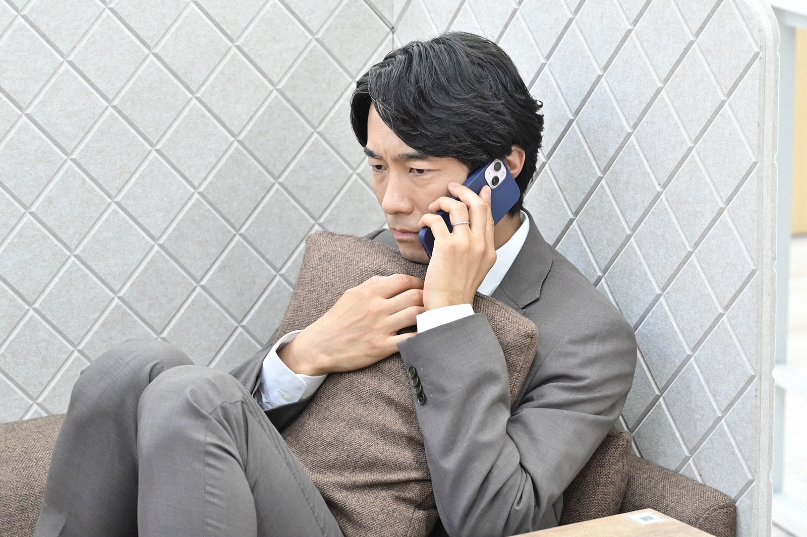 眞島秀和／第4話より （C）「パパとムスメの7日間」製作委員会