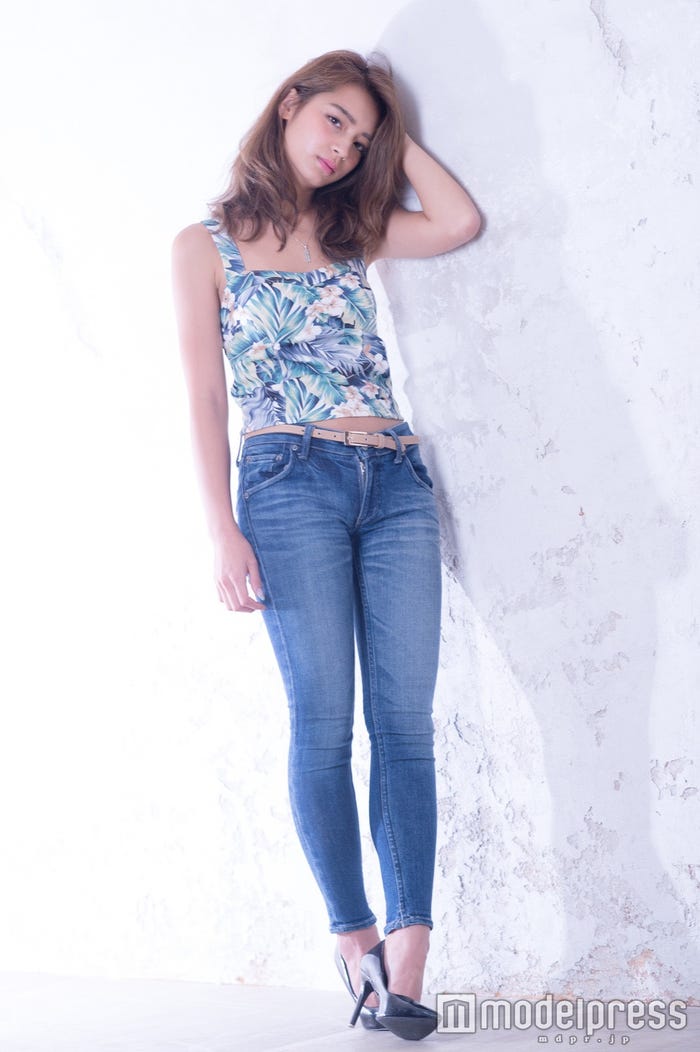 遠山茜子/私服ショット(C)モデルプレス