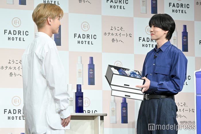 岩田剛典、吉野北人(C)モデルプレス