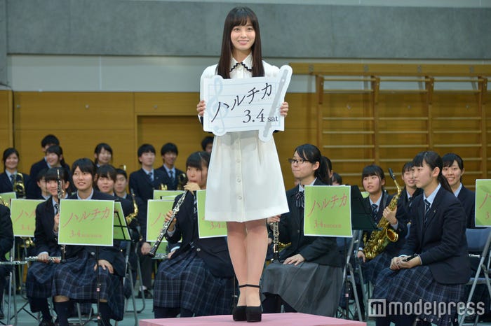 橋本環奈(C)モデルプレス
