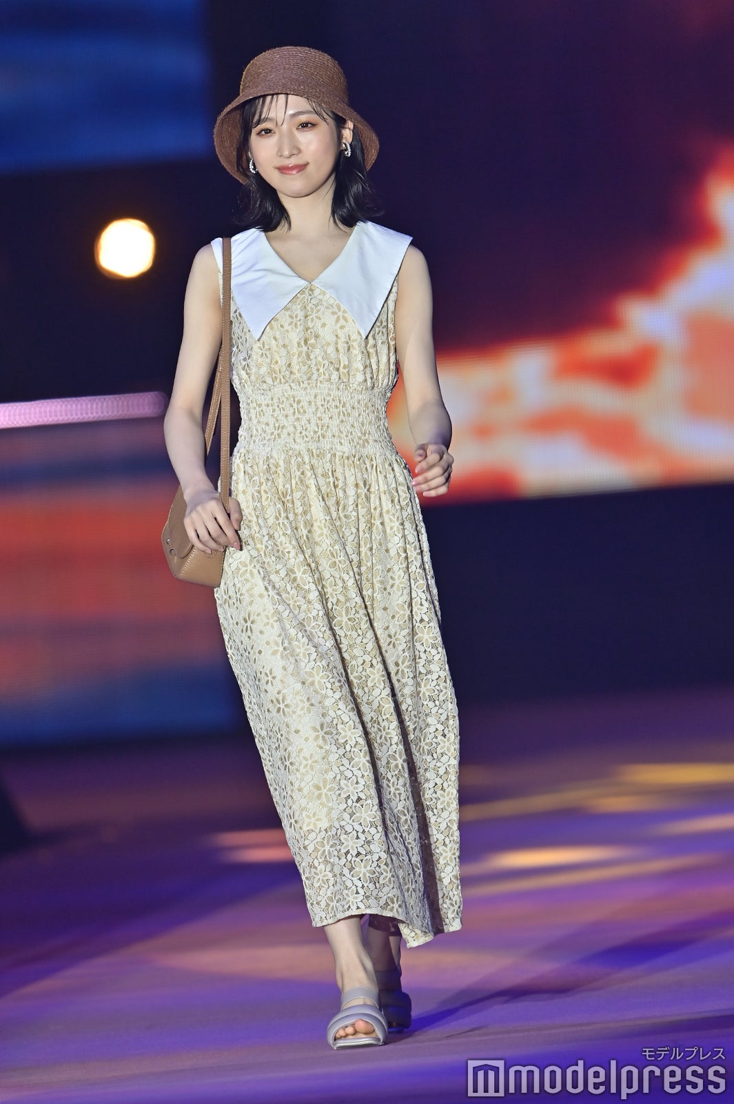 （C）モデルプレス