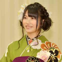 横山由依