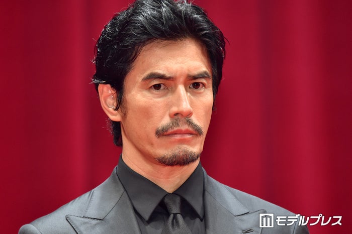 伊藤英明、細眉で雰囲気ガラリ「キリッとしてる」「何をしてもイケメン」と絶賛の声