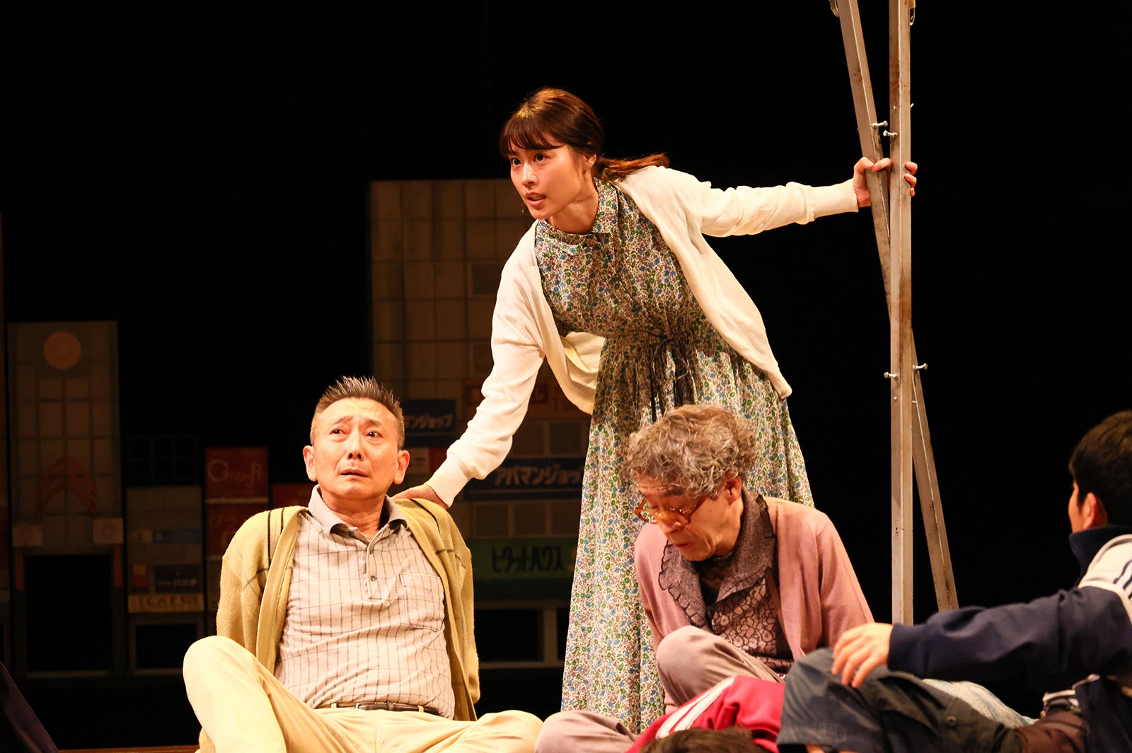 有村架純「余韻に浸って」林遣都「自分では到底到達できない視点」舞台「友達」開幕