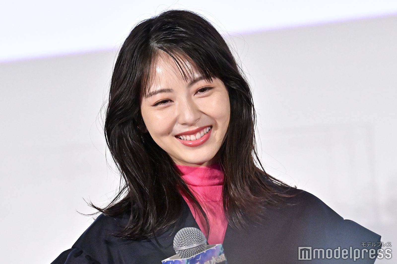 浜辺美波（C）モデルプレス