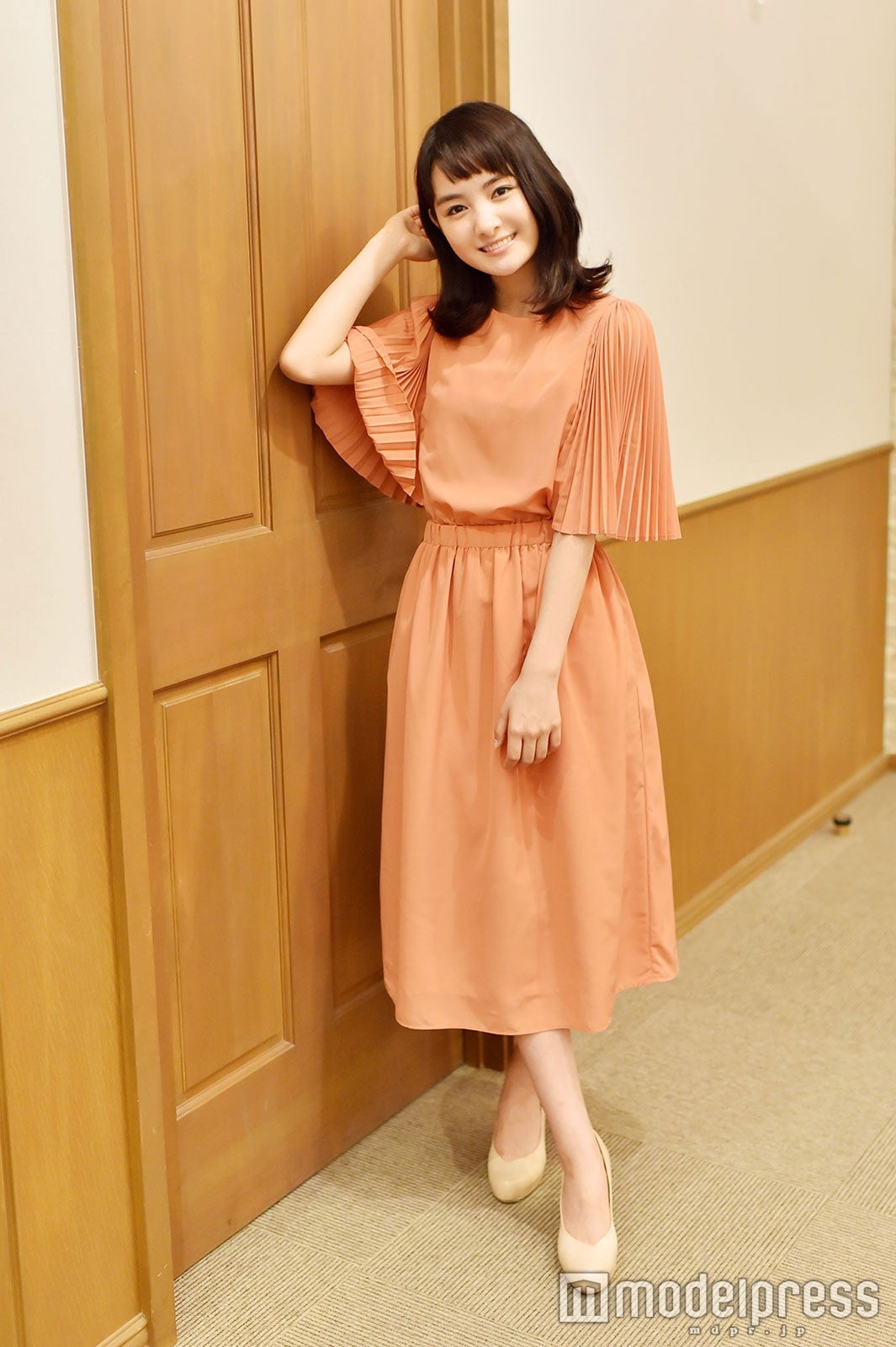 葵わかな（C）モデルプレス／ワンピース（アイ アム アイ／アイ アム アイ ワンルーム 新宿ミロード店）、靴（参考商品）