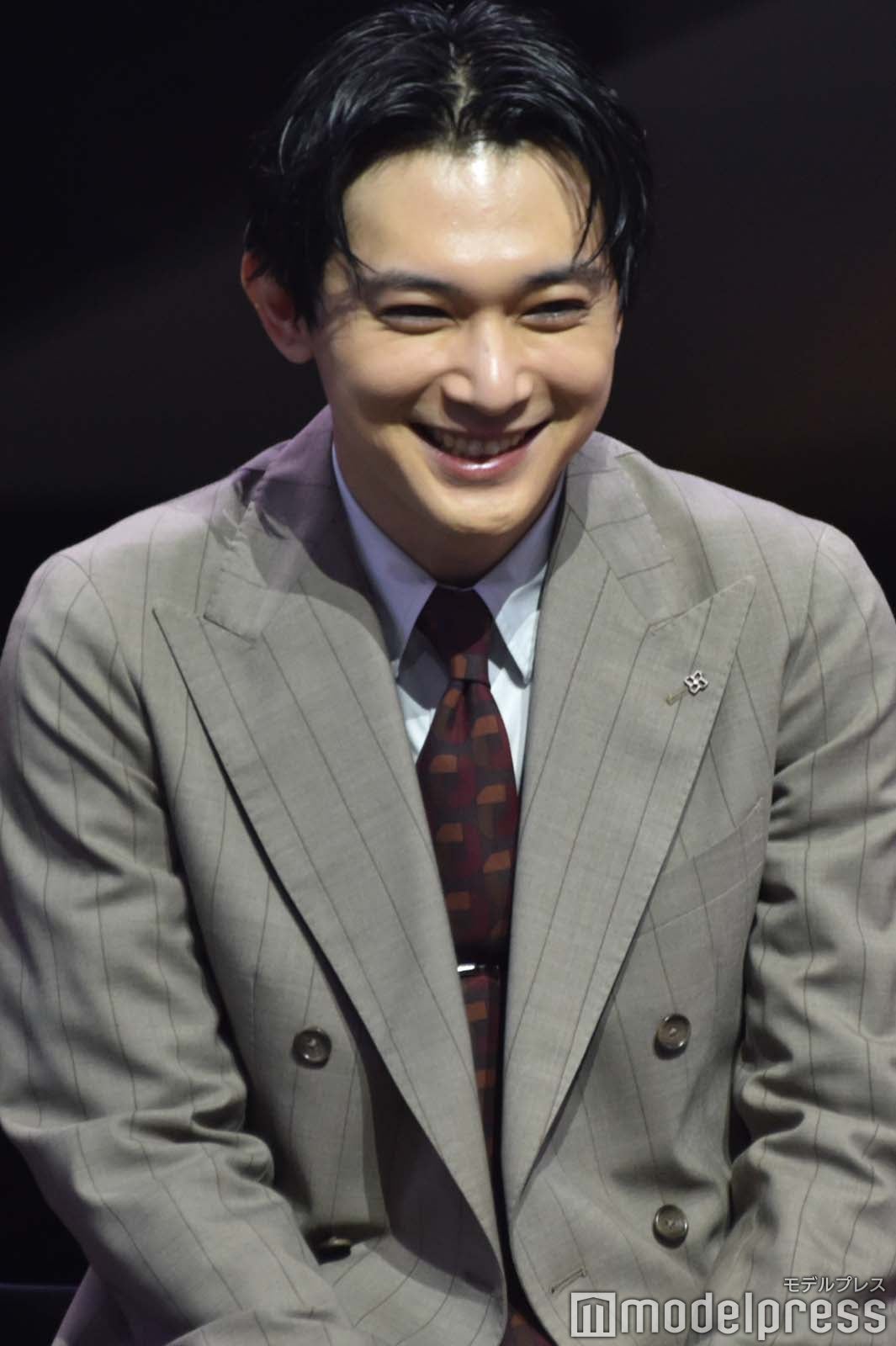 安田顕のトークに笑いが止まらない吉沢亮（C）モデルプレス