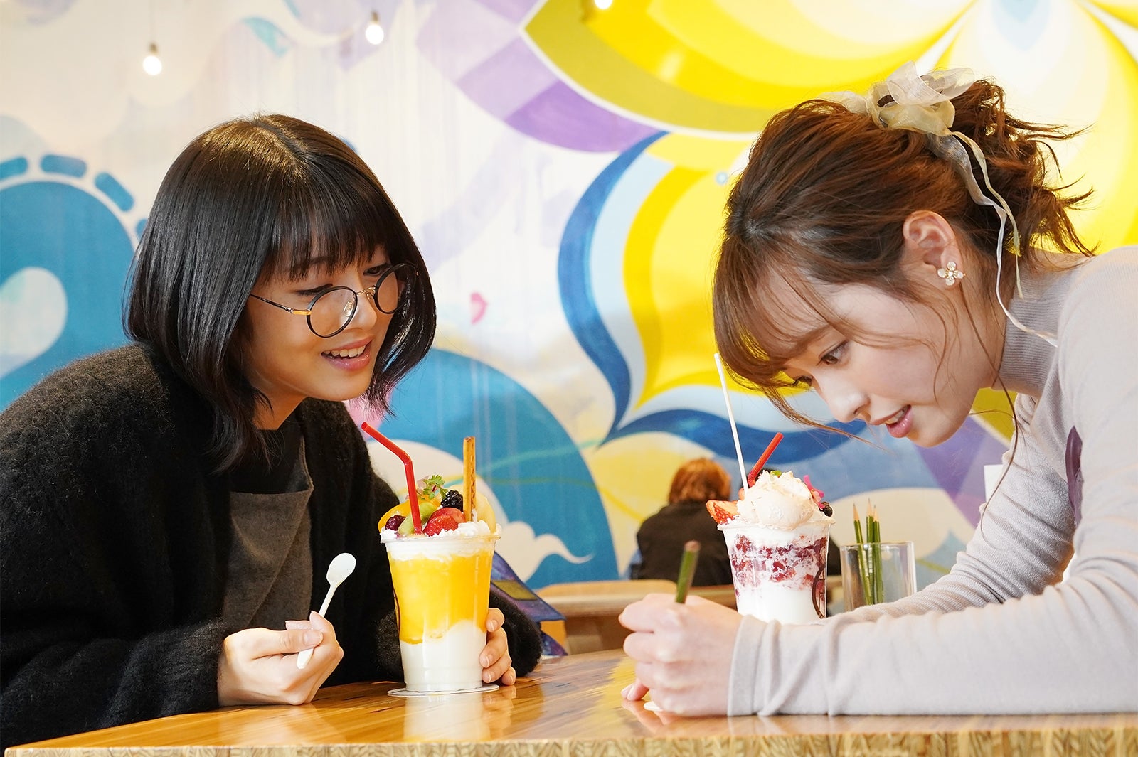 浜辺美波、福原遥「ウチの娘は、彼氏が出来ない！！」第7話より（C）日本テレビ