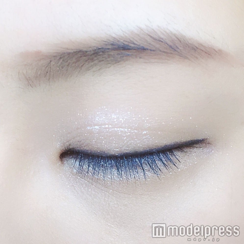 目尻より少し長めに引くと◎／写真：onoaki（C）モデルプレス