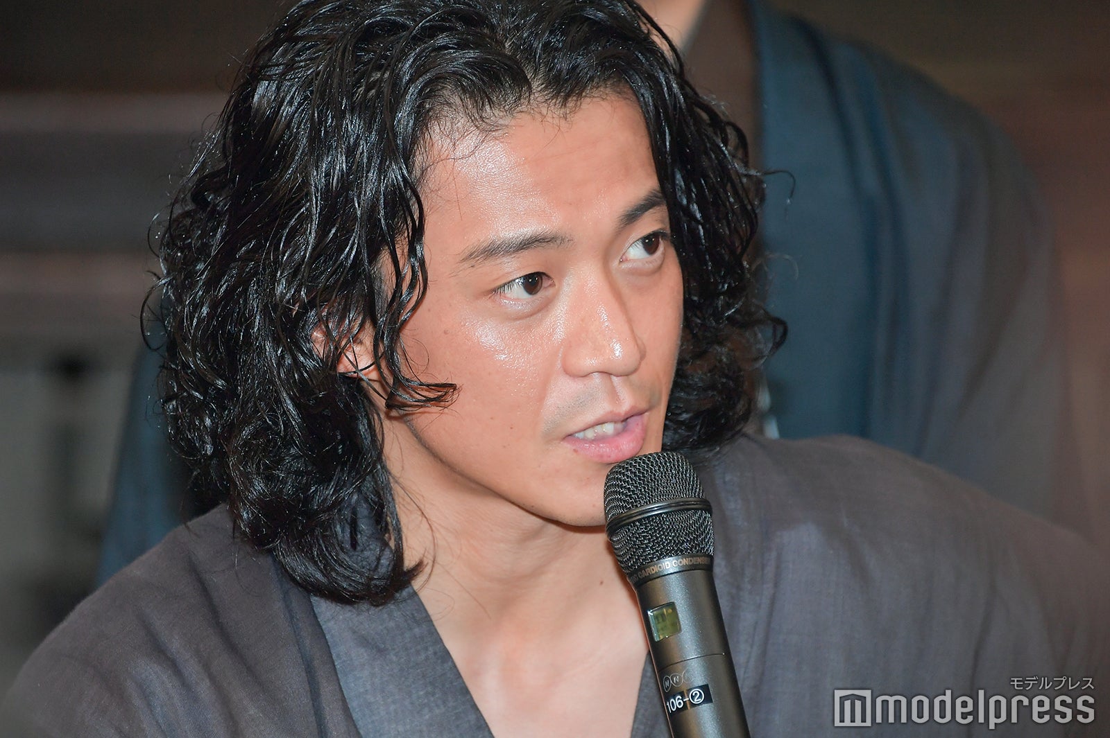 小栗旬 （C）モデルプレス