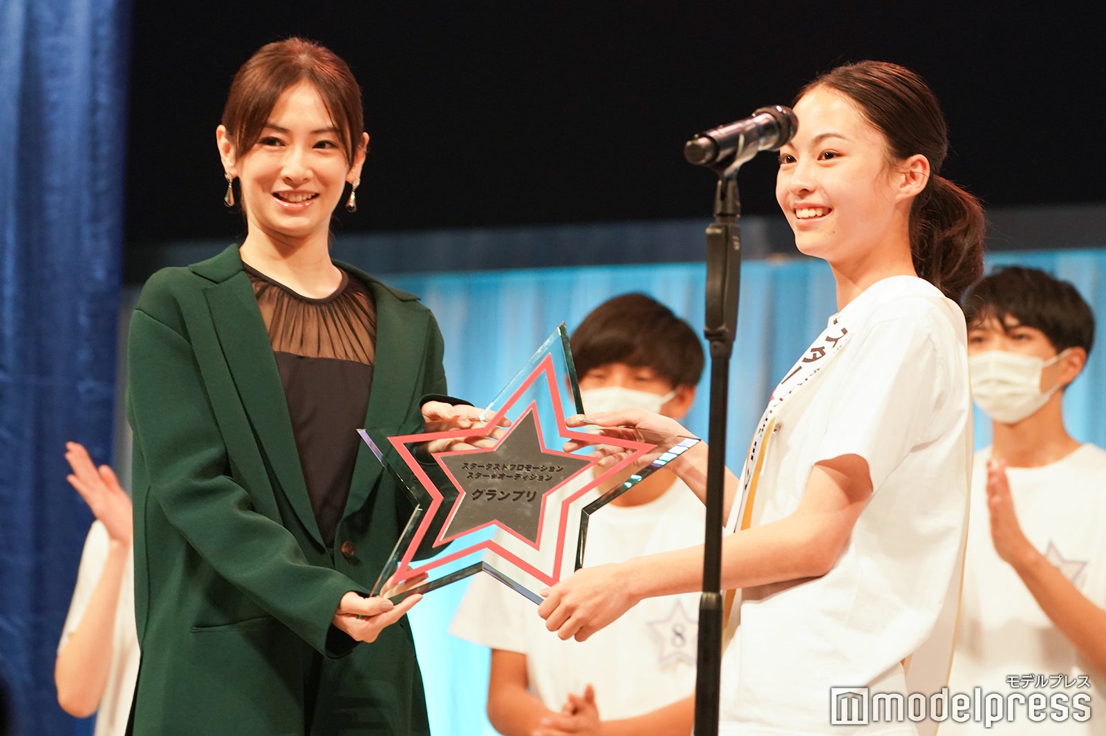 北川景子、山木雪羽那さん （C）モデルプレス