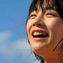 能年玲奈/「カルピスウォーター」新CM「恋の宣誓 夏」編より