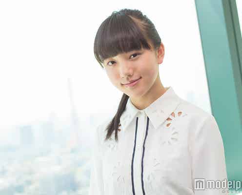 迫真“泣きの演技”で絶賛浴びる清原果耶、名シーン誕生秘話と神木隆之介からの言葉<モデルプレスインタビュー>