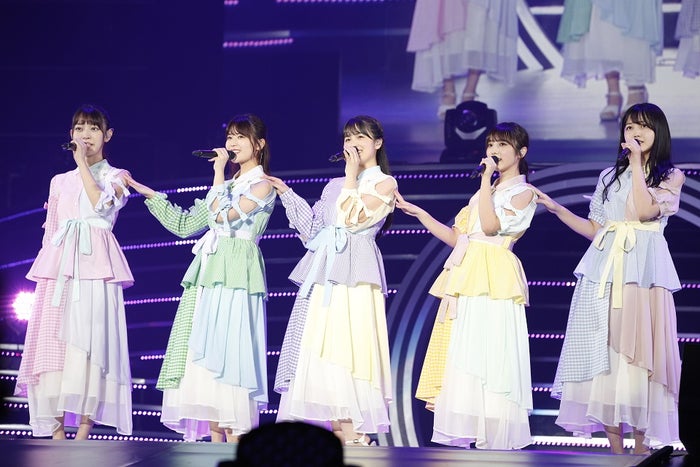 卒業発表の伊藤かりんサプライズ登場 松村沙友理が手紙朗読 全文 乃木坂46 23rdシングル Sing Out 発売記念 選抜ライブ モデルプレス 卒業発表の伊藤かりんサプライズ登場 松村沙友理が手紙朗読 全文 乃木坂46 23rdシングル Sing Out 発売記念 選抜ライブ モデルプレス