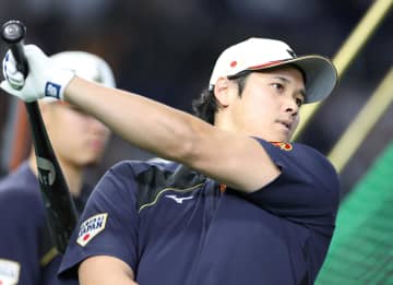 大谷翔平の衝撃フリー打撃 WBC公式がケージ裏の映像公開で日米ファン震撼「どうしたらそんな簡単に」「硬球ってこんなに飛ぶんや」衝撃打球音→飛んでいく白球が「弾道ミサイルや」