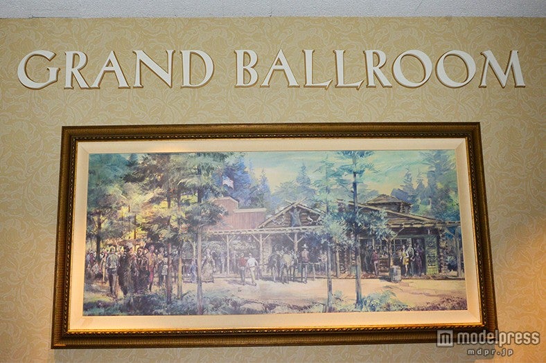 ディズニーランドホテル「GRAND BALLROOM」