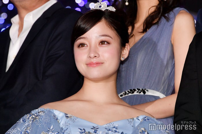 橋本環奈（C）モデルプレス