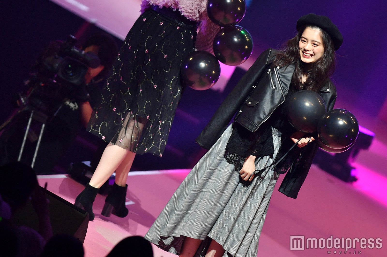 （C）モデルプレス