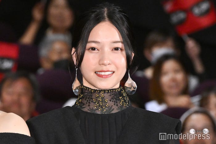 西野七瀬(C)モデルプレス