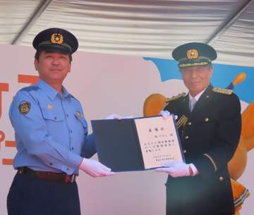 えっ、そうなの？！舘ひろし一日警察署長で仰天告白「僕、乗れないんですよ」 映画「免許返納！？」主演も自身の返納は「まだ、大丈夫と思っています」