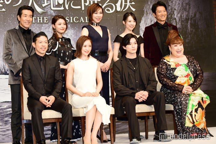 (上段左から)岸谷五朗、島ゆいか、湖月わたる、愛加あゆ、寺脇康文(下段左から)松本利夫、笹本玲奈、新田真剣佑、森公美子(C)モデルプレス