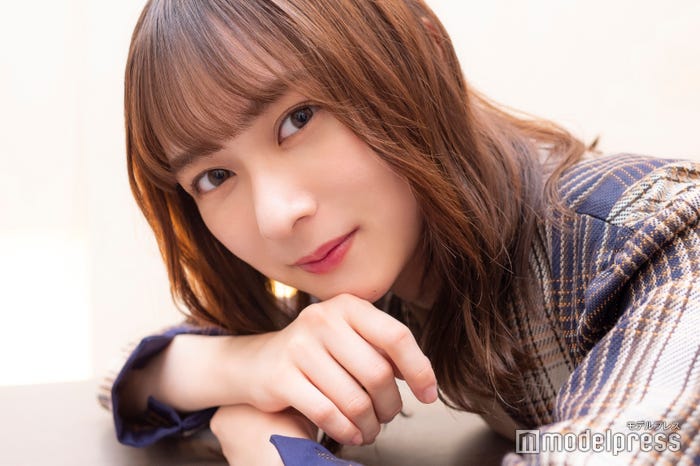 鈴木絢音(C)モデルプレス