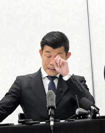亀田興毅氏が涙で騒動謝罪「多大なるご迷惑を」共同運営撤退で中止危機6.6愛知世界戦は断行決定「奇跡」「人生最大のピンチだった」