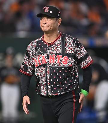巨人・橋上監督代行 八回山瀬に代走投入→小林アクシデントなら「野手が1人残っていましたんで」捨て身の反撃も届かず「あそこで勝負をかけた」