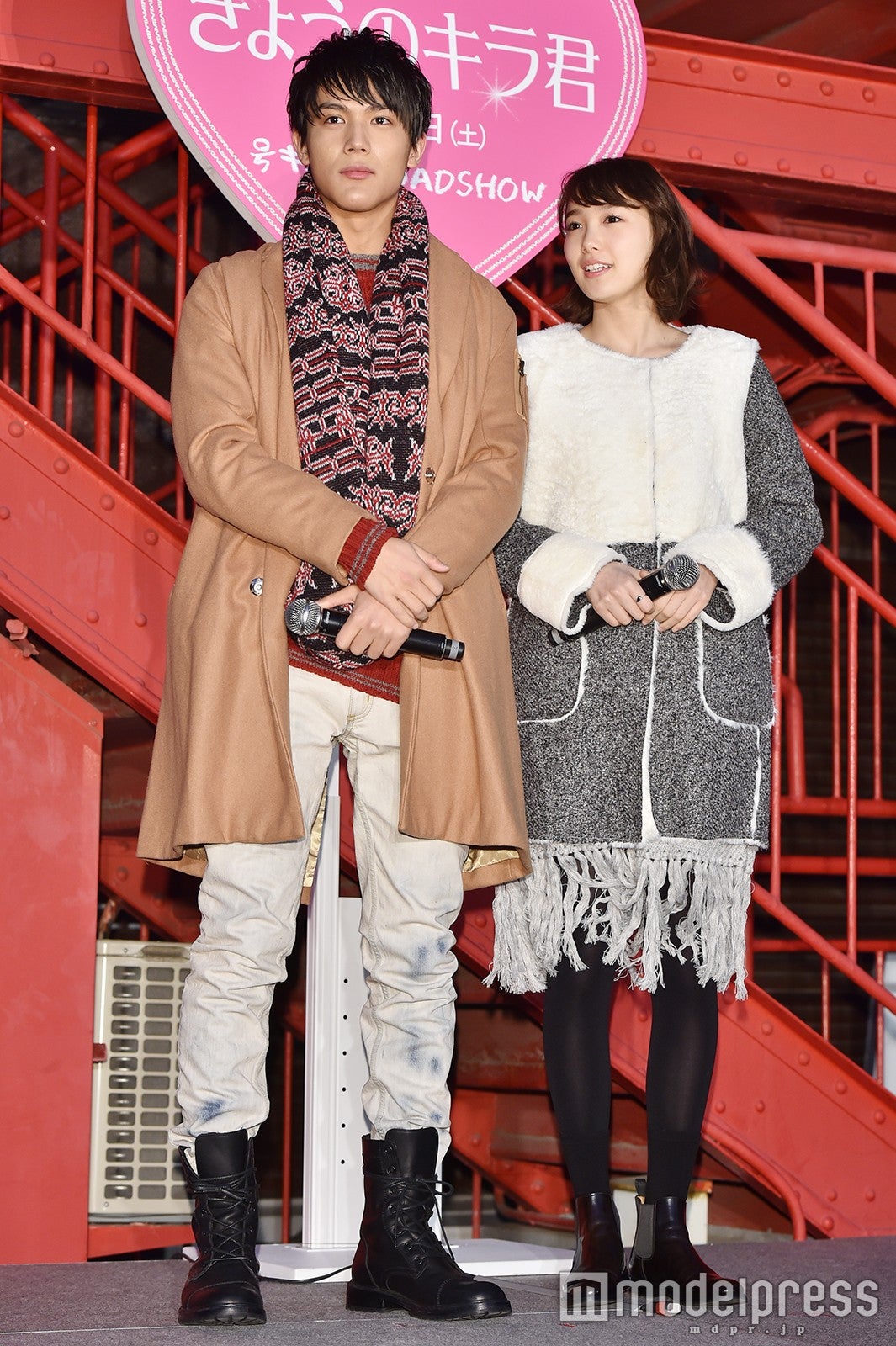 中川大志、飯豊まりえ （C）モデルプレス