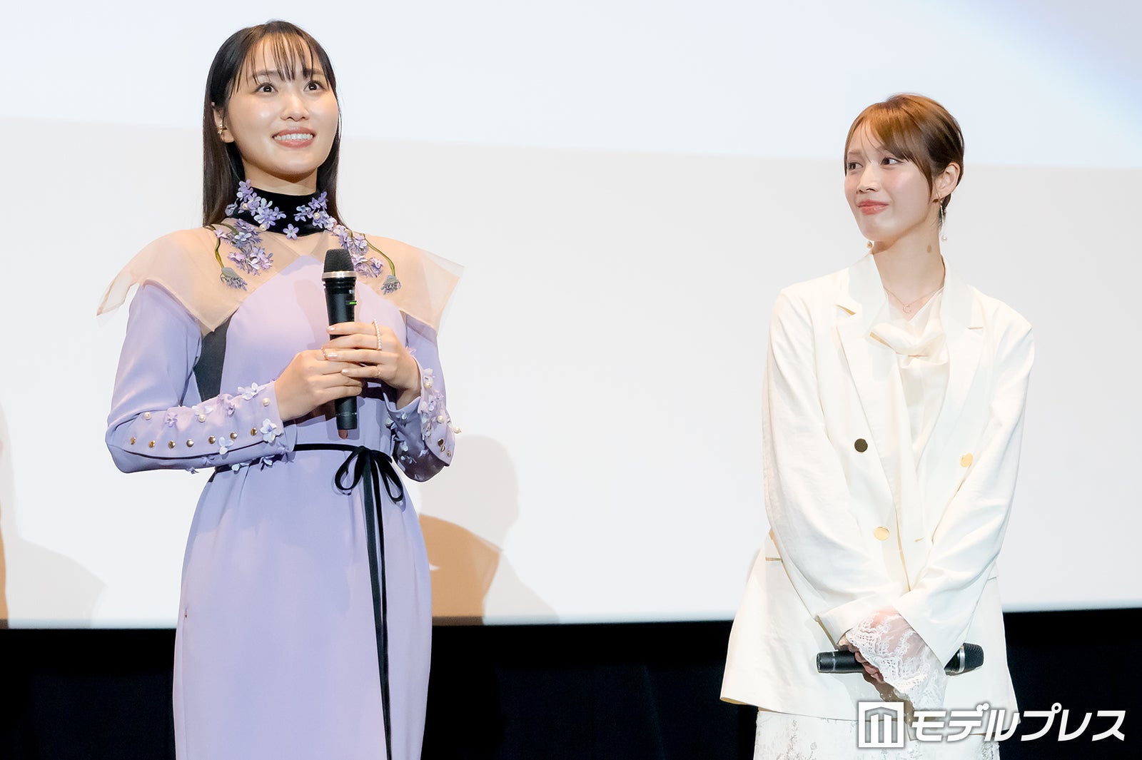 菅井友香、中村ゆりか（C）モデルプレス