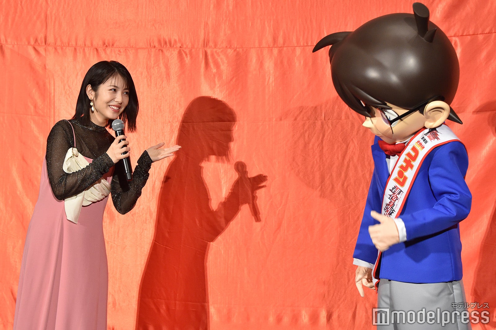 浜辺美波、コナン （C）モデルプレス