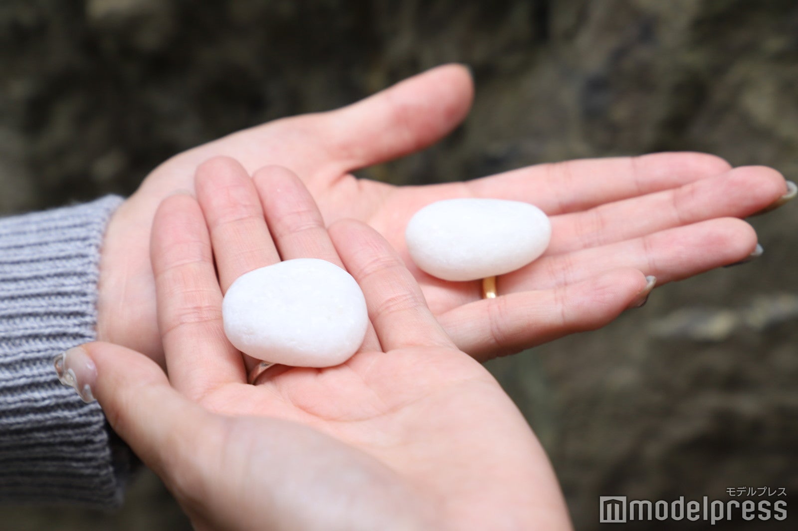 持ち帰ることができるパワーストーン（C）モデルプレス