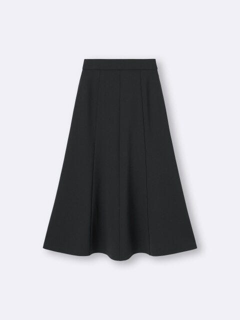 2025gu冬値下げ女性カットソーフレアスカート