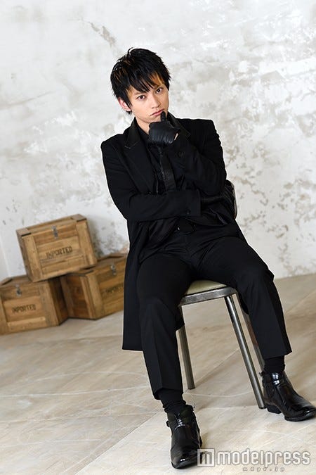 SKY-HI(C)モデルプレス