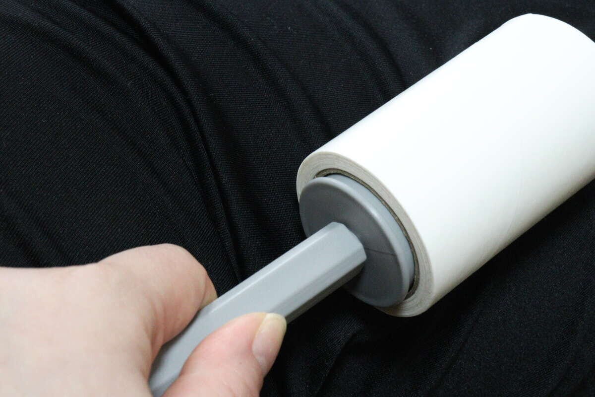 粘着テープクリーナー（90周紙付）　使用例