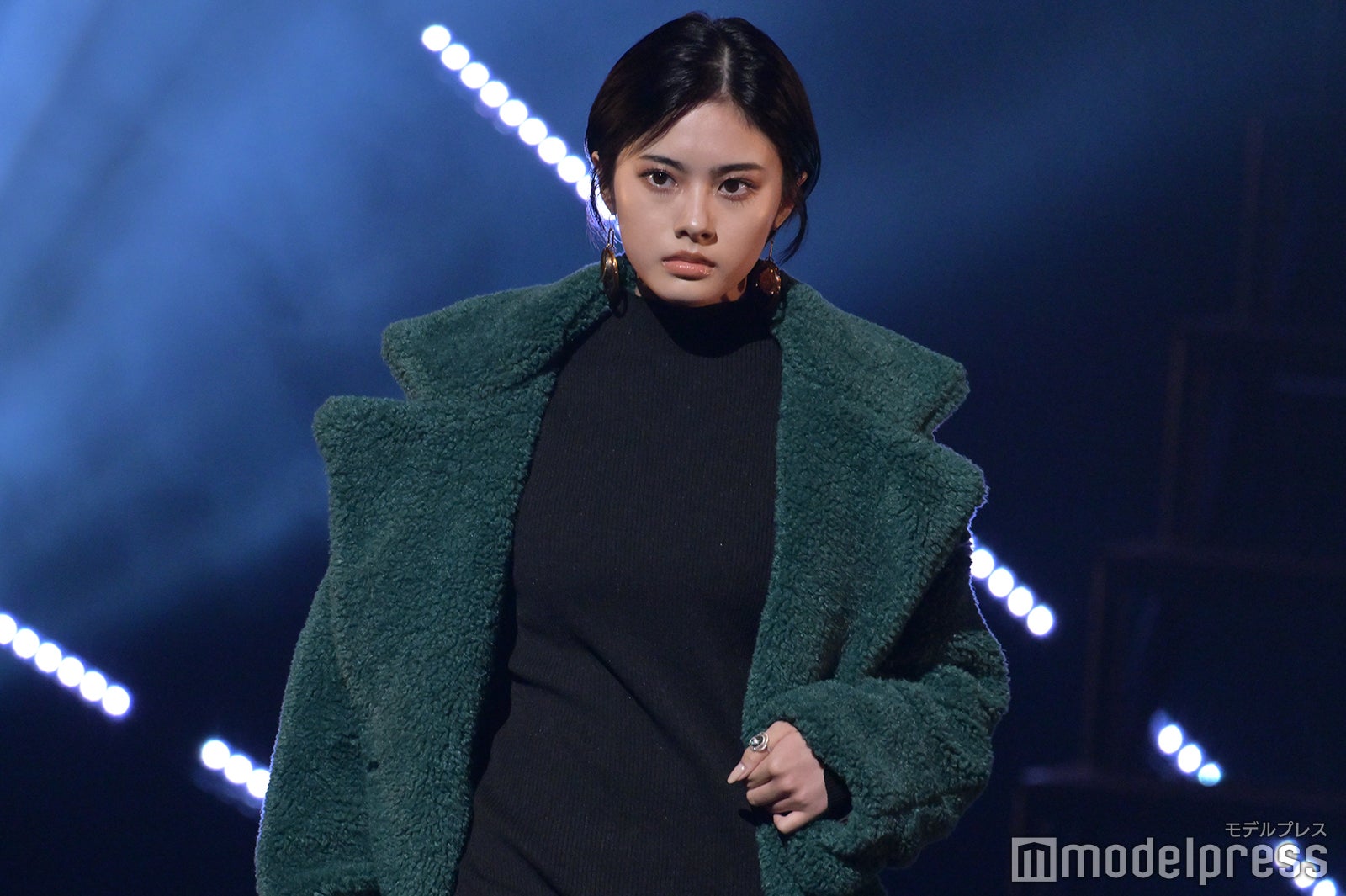 （C）モデルプレス