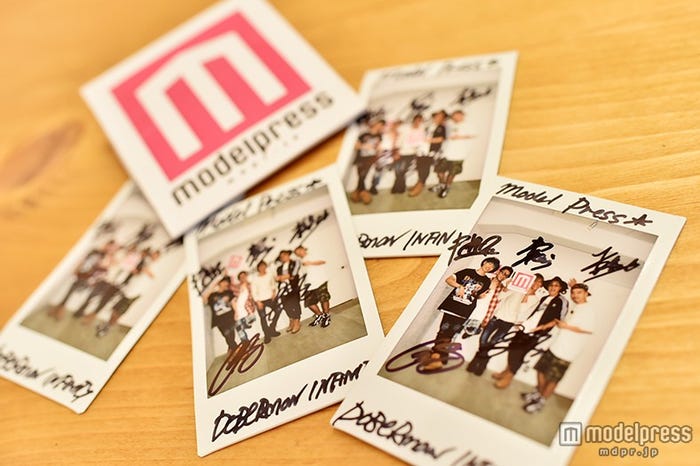 DOBERMAN INFINITY 直筆サイン入りチェキ(4名)プレゼント