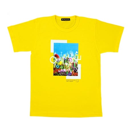 “蜷川実花ワールド”が表現されているチャリTシャツ（C）mika ninagawa, Courtesy of Tomio Koyama Gallery