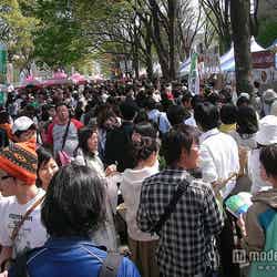 毎年10万人以上が集う「アースデイ東京」過去開催時の様子／photo by jetalone