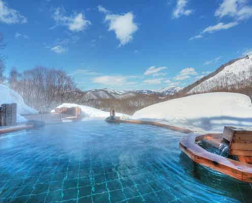 銀世界で温まりたい。雪見風呂を楽しめる温泉旅館4選