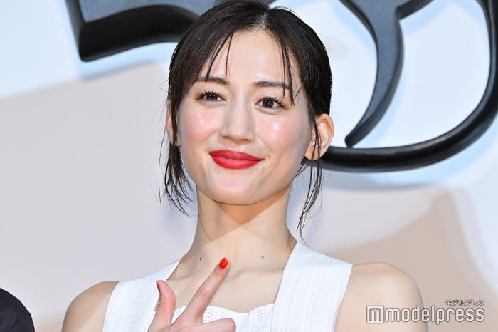 綾瀬はるか(C)モデルプレス