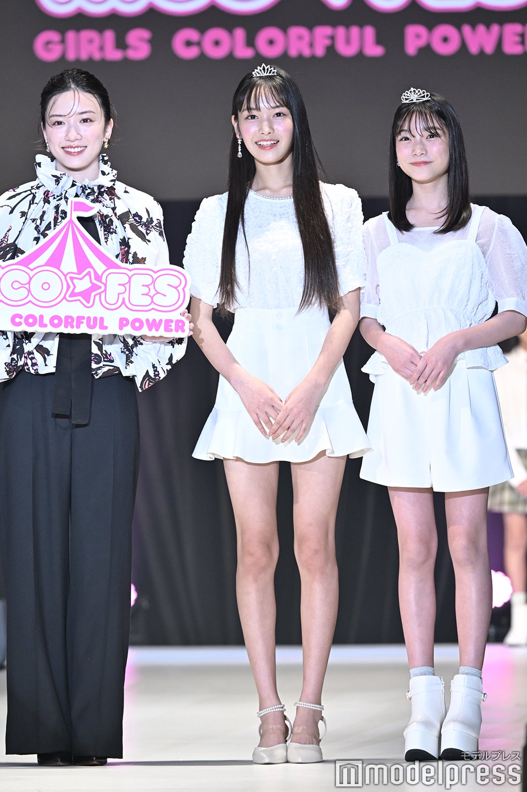 永野芽郁、十文字陽菜、梨里花（C）モデルプレス