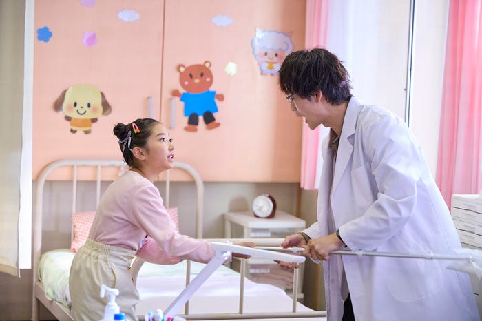 畠中一花、松下洸平「放課後カルテ」第7話(C)日本テレビ