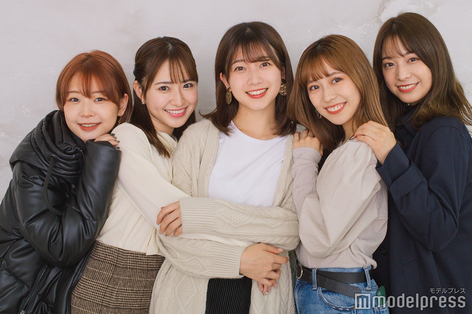 「ミス立教2020」ファイナリスト（左から）（左から）友田紗季さん、伊藤彩華さん、樋口花果さん、潘佳伊さん、山口清香さん （C）モデルプレス