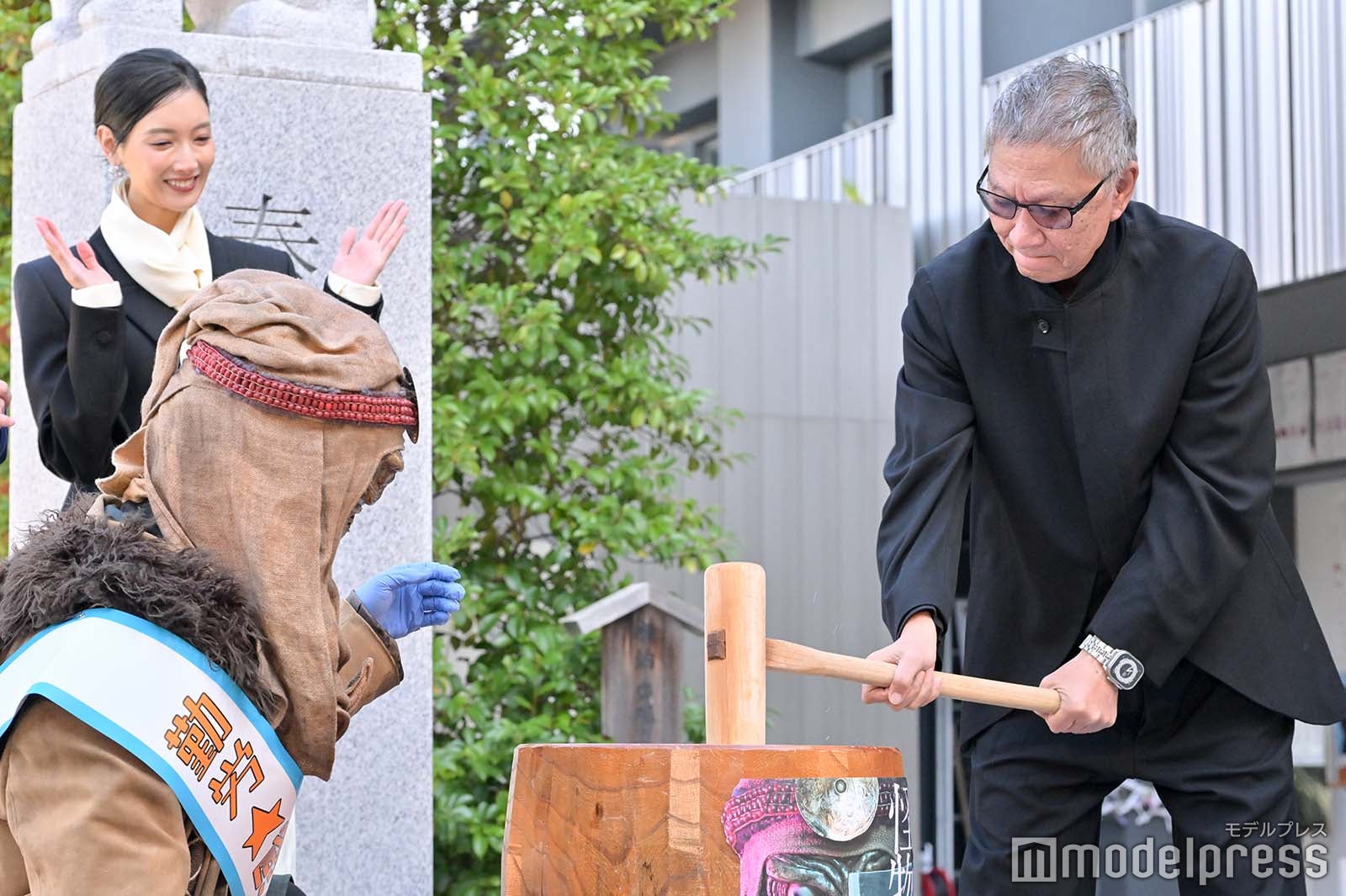 菜々緒、三池崇史監督（C）モデルプレス