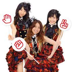 「AKB48×紅白 日がわりじゃんけん」スタート／左から：柏木由紀、大島優子、渡辺麻友