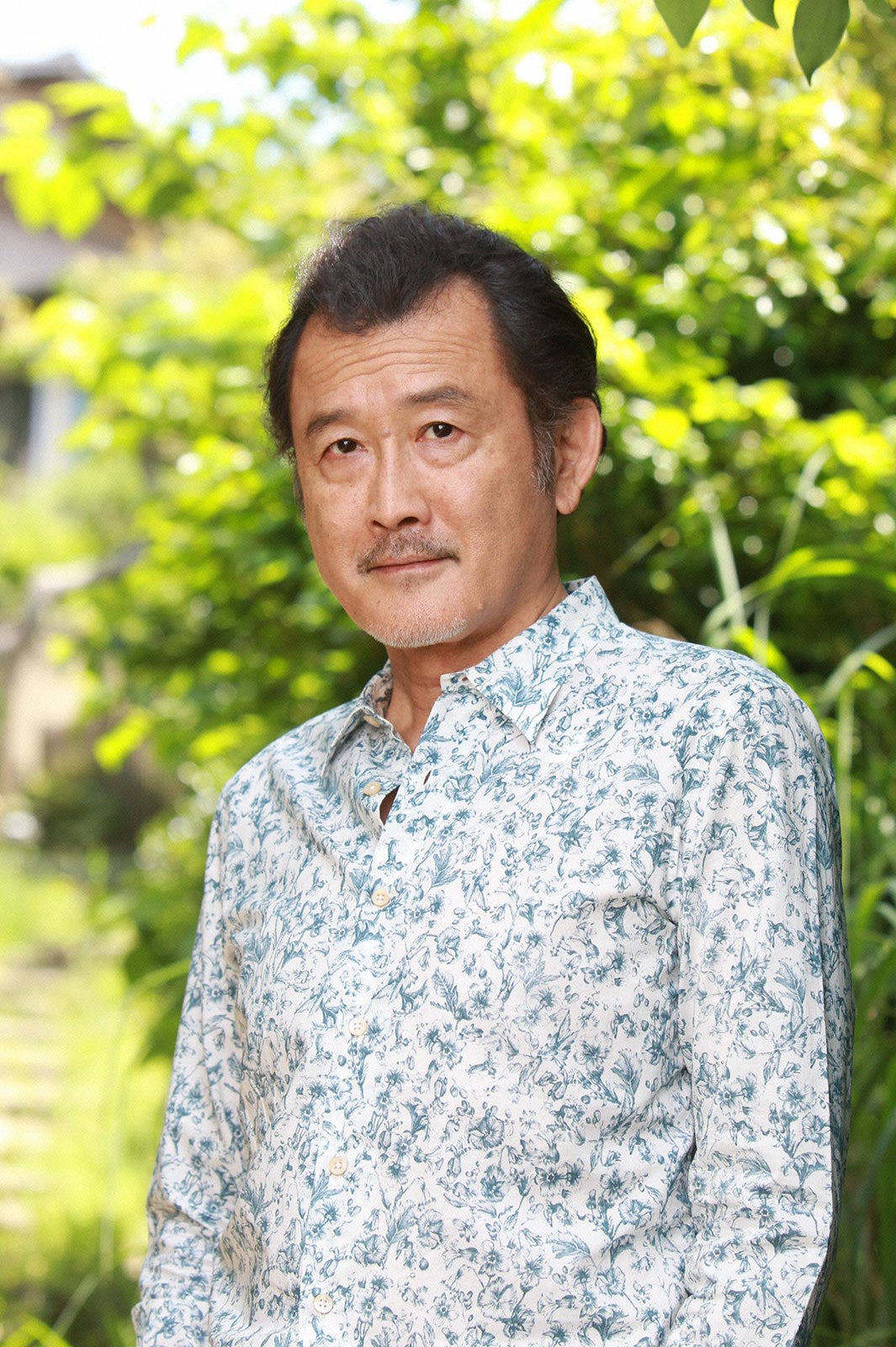 東村了を演じた吉田鋼太郎（C）フジテレビ
