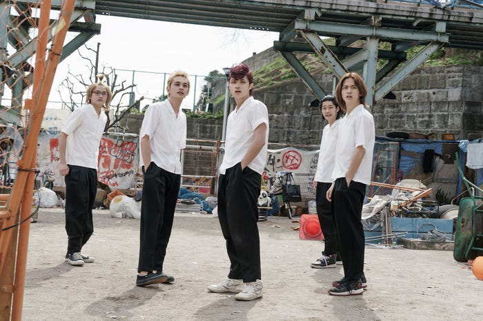 北村匠海、磯村勇斗ら(C)和久井健/講談社(C)2020 映画「東京リベンジャーズ」製作委員会