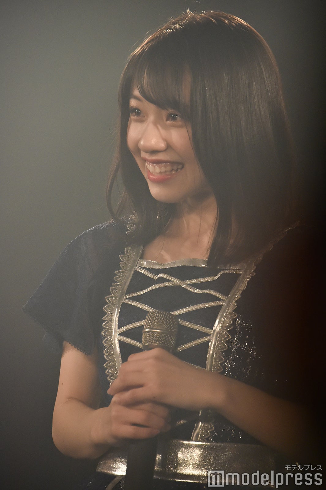 鳴海寿莉亜 （C）モデルプレス